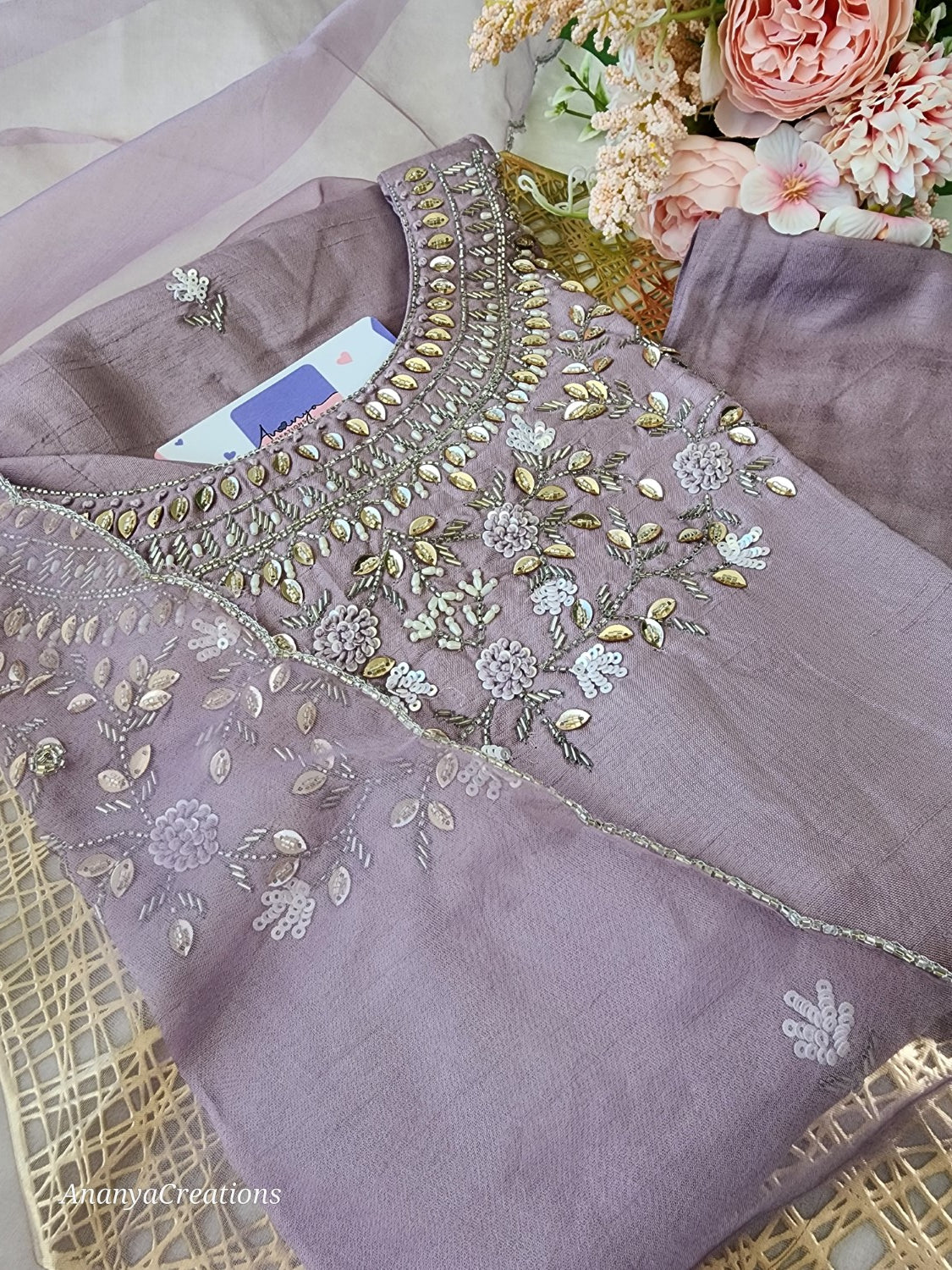 LAVENDER U NECK DOLA SILK SUIT