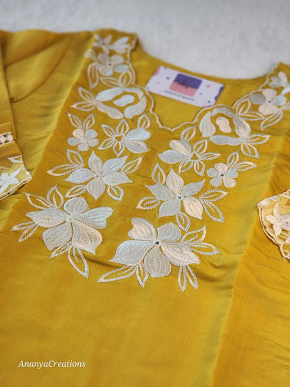 KIARA CHANDERI YELLOW SUIT