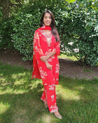 RED FLORAL CREPE SUIT