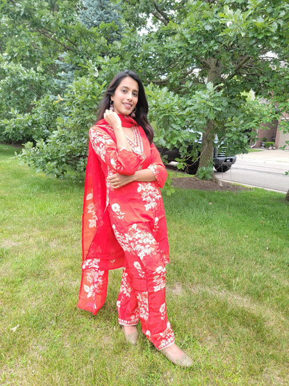 RED FLORAL CREPE SUIT