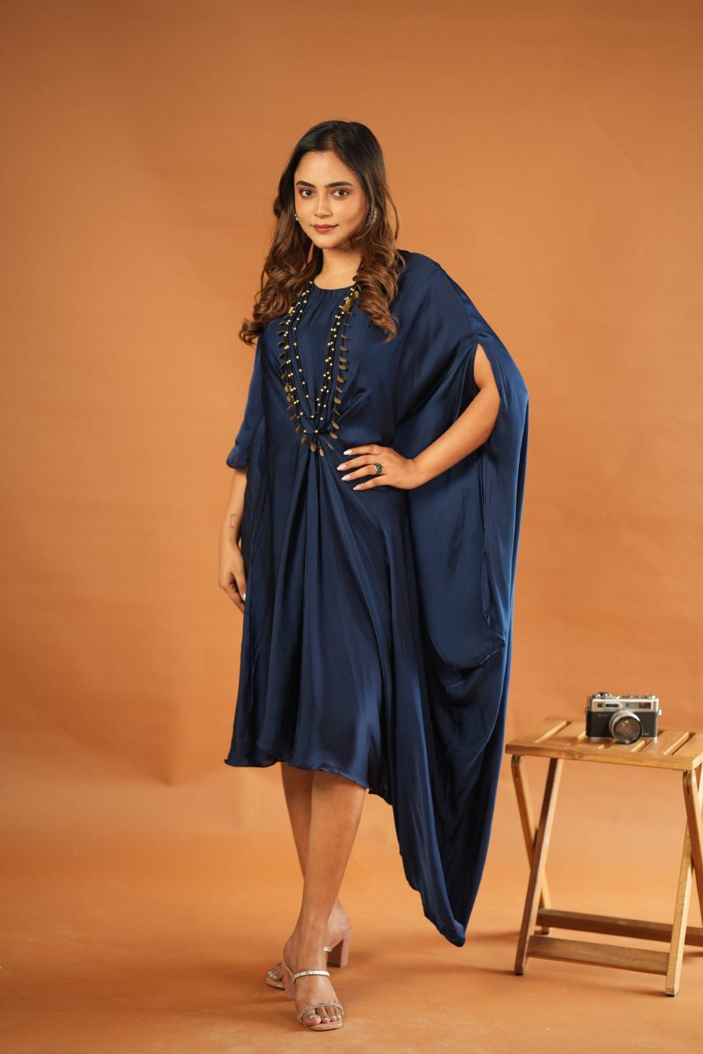 DRAPE STYLE - NAVY BLUE