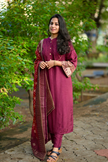 WINE DOLA SILK PREMIUM SUIT