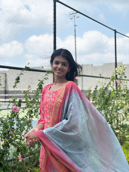 Pink Cotton Kurti Set with Dual-Tone Silk Dupatta