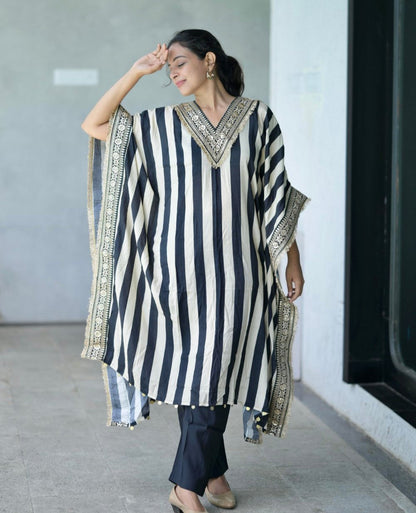 BLACK & WHITE GOLDEN KAFTAN