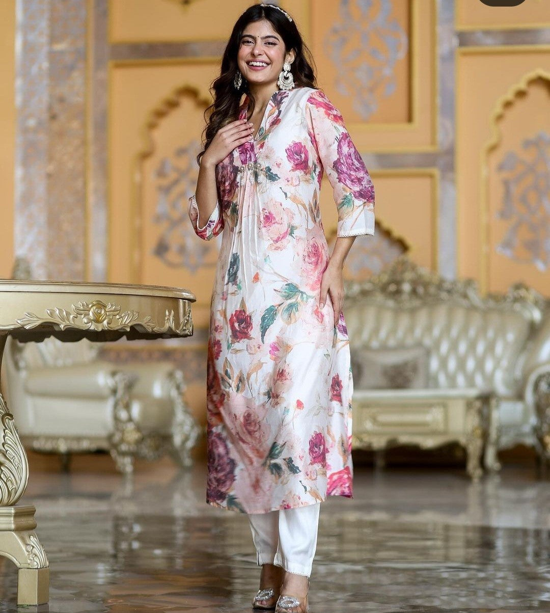 VALENTINE PINK SUIT